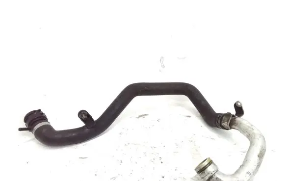 Volkswagen Touareg II Engine coolant pipe/hose 059121071CK