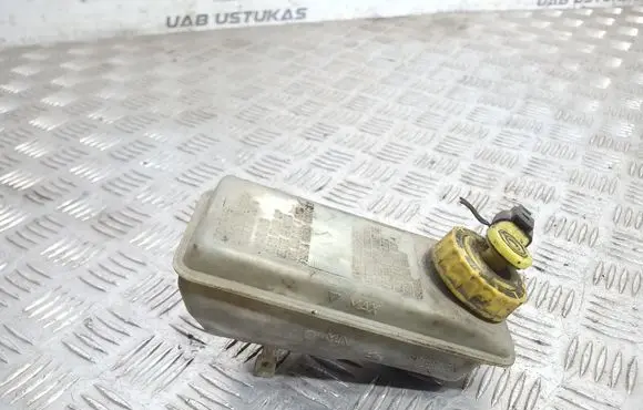 Ford Galaxy Brake fluid reservoir 