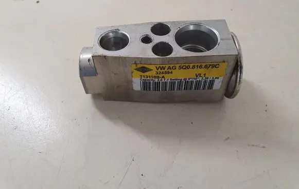 Audi Q2 - Air conditioning (A/C) expansion valve 5Q0816679C 5WC816103
