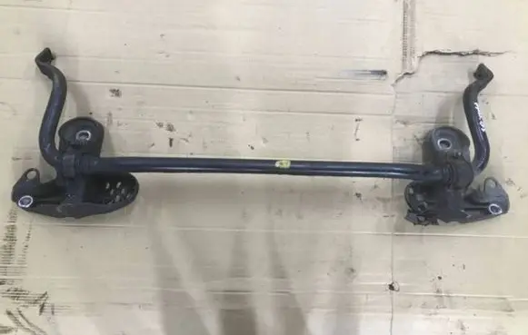 Volkswagen PASSAT B5 Front anti-roll bar/sway bar