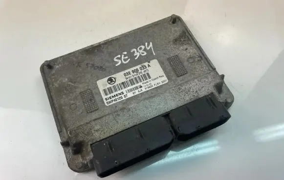 Skoda Fabia Mk1 (6Y) Engine control unit/module ECU 03E906033A