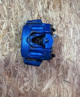 Mercedes-Benz E A207 Front brake caliper