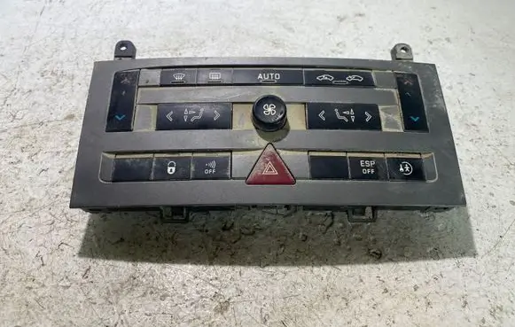 Peugeot 407 Climate control unit 96573322