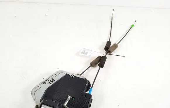 Lexus IS 220D-250-350 Rear door lock 69050-53040