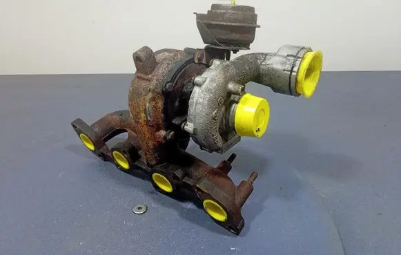 Volkswagen Touran I Turbo system vacuum part 03G253019A