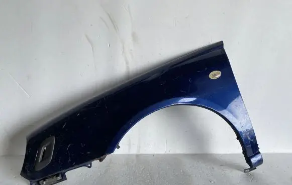 Subaru Impreza II Fender