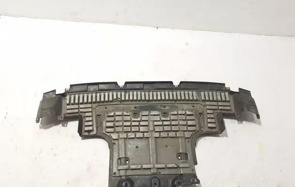 Audi Q7 4L Engine splash shield/under tray 7L8825285