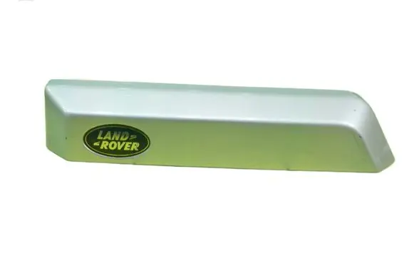 Land Rover Discovery Rear light center trim bar blend 
