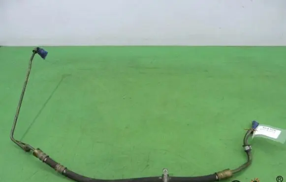 Power steering hose/pipe/line