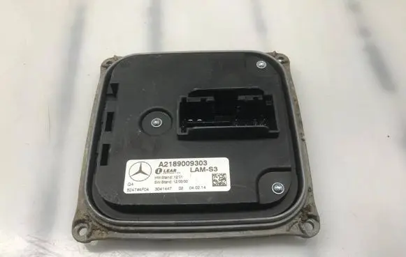 Mercedes-Benz C W205 Headlight ballast module Xenon A2189009303 524744F04 3041447