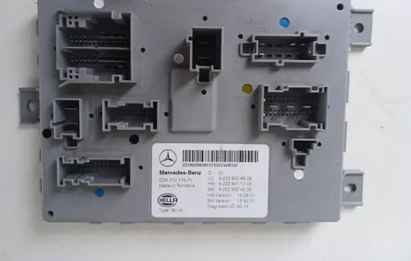 Mercedes-Benz C W205 SAM control unit A2229009808