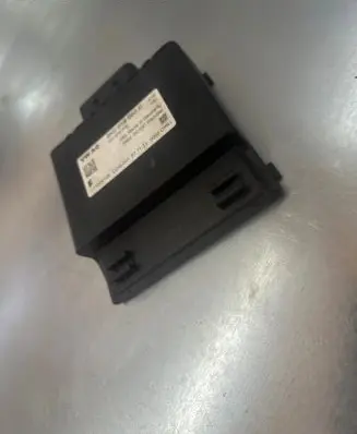 Audi A6 S6 C7 4G Voltage converter/converter module 8K0959663B 111004109 8K0959663