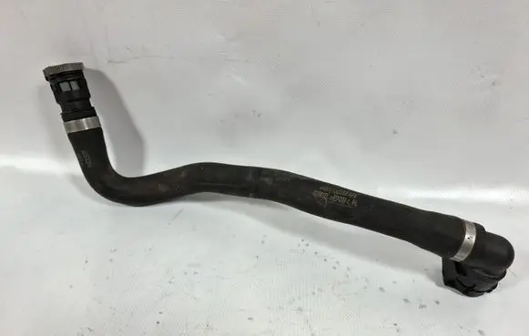 Volvo S40 Engine coolant pipe/hose 3M5H18C553