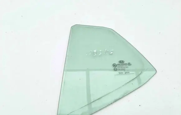 Rear vent window glass