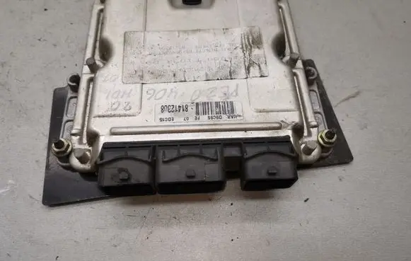 Peugeot 406 Engine control unit/module 0281010780 9644383780