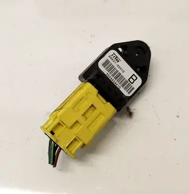 Toyota Avensis T250 Airbag deployment crash/impact sensor 8983105010