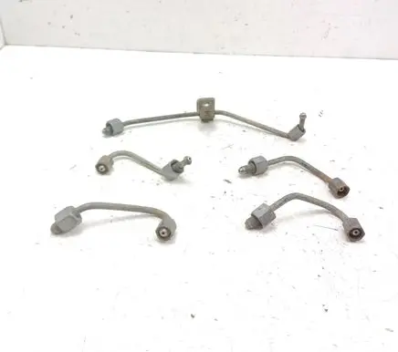 Fuel injector supply line/pipe