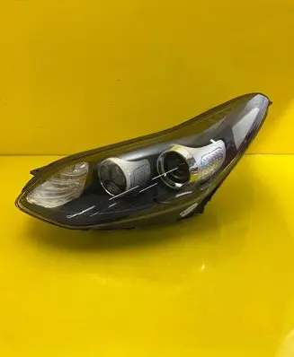KIA Sportage Headlight/headlamp 92101F1010