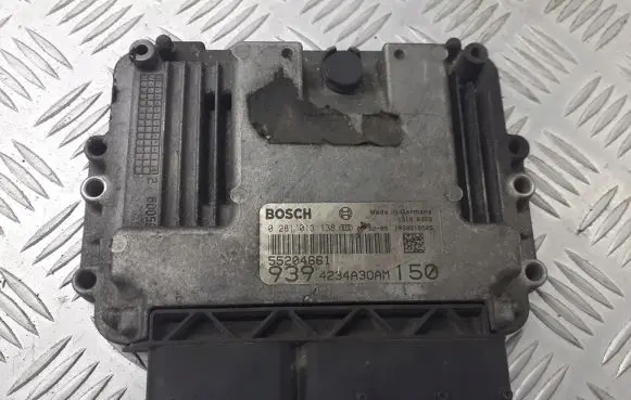 Alfa Romeo 147 Engine control unit/module ECU 55204661