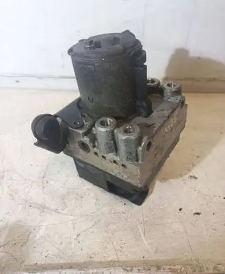 Audi A4 S4 B5 8D ABS Pump 0130108048
