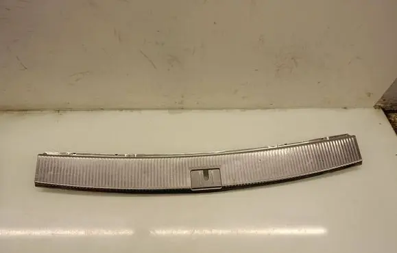 Volkswagen Touareg I Trunk/boot sill cover protection 