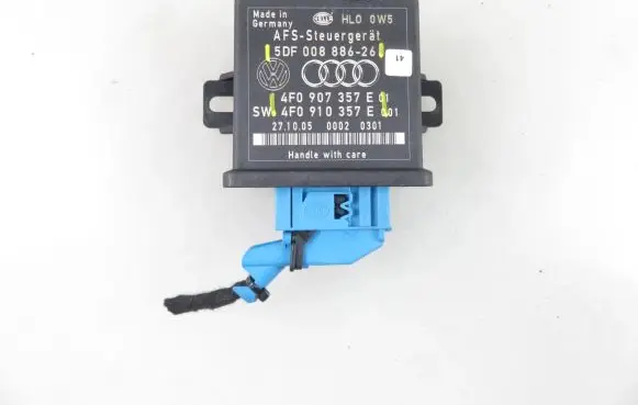 Audi Q7 4L Light module LCM 4F0910357E 5DF00888626 4F0907357E