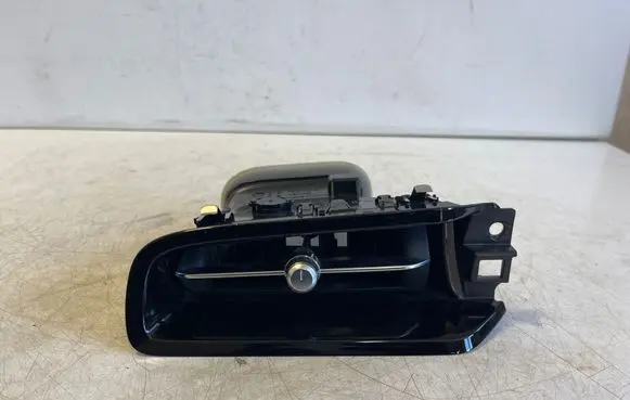 Polestar 2 Dashboard side air vent grill/cover trim 32219013