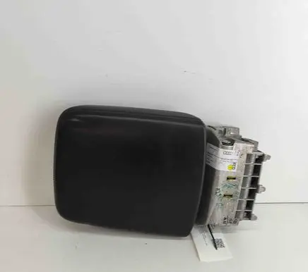 Audi Q7 4M Armrest 4M0864205A