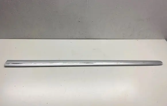 Volkswagen Golf Plus Front door trim (molding) 1K4853515C