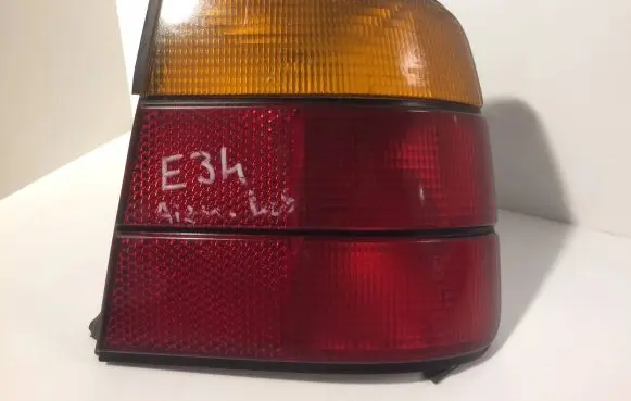 BMW 5 E34 Rear/tail lights 1384010R