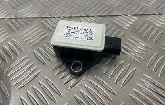Audi Q5 SQ5 ESP acceleration yaw rate sensor 8R0907637B