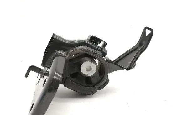 Toyota Auris E180 Gearbox mount AVA3273