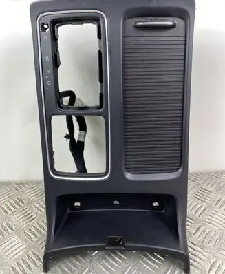 KIA Sorento Gear shifter surround trim plastic