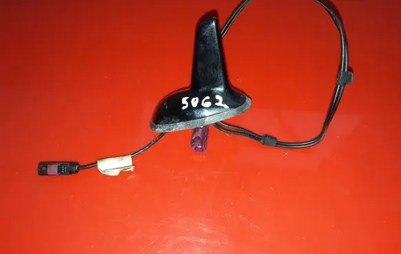 Mercedes-Benz S W221 Aerial GPS antenna A2218203175