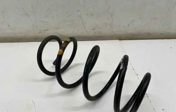 Skoda Kodiaq II Front coil spring 
