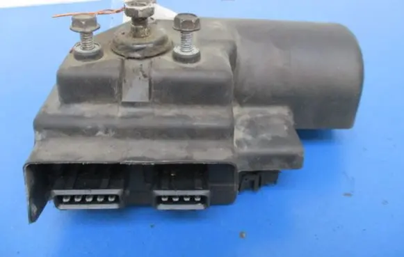 Alfa Romeo 166 Front wiper linkage and motor