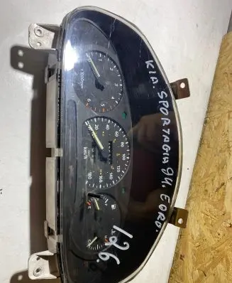 KIA Sportage Speedometer (instrument cluster)
