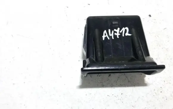Car ashtray