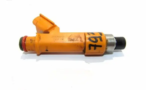 Toyota Camry Fuel injector