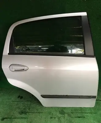 Rear door