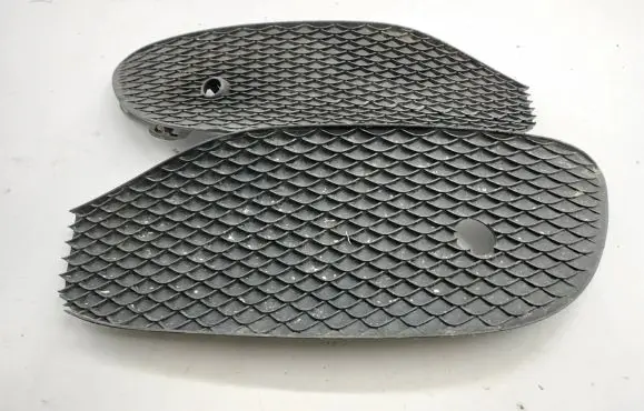 Front bumper lower grill
