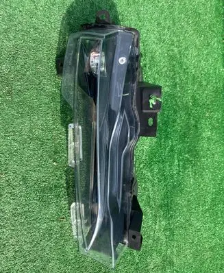 Tesla Model Y LED Daytime headlight 1507932-00-C
