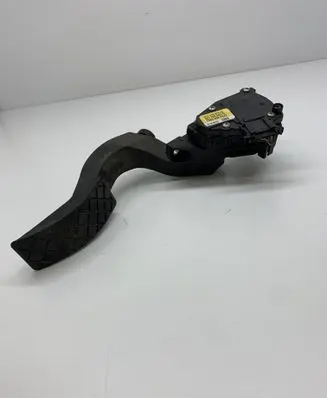 Audi A4 S4 B6 8E 8H Accelerator throttle pedal 8E1723523C 6PV00837500