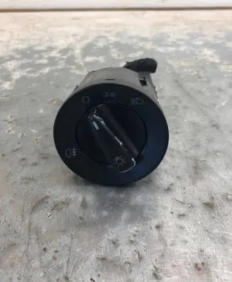 Volkswagen New Beetle Light switch 1C0941531