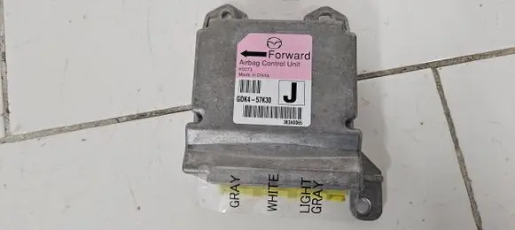Mazda 6 Airbag control unit/module GDK457K30 383A0065 K0273
