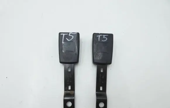 Volkswagen Transporter - Caravelle T5 Front seatbelt buckle 7H0857877 33024613