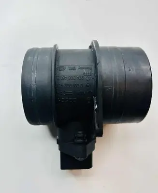 Skoda Superb B5 (3U) Mass air flow meter 0281002461 074906461B
