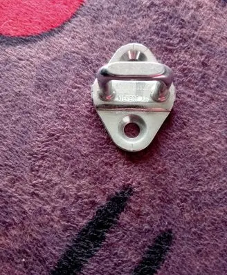 BMW 3 E46 Rear door lock loop/hook striker 8196035