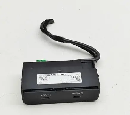 Audi A3 8Y USB socket connector 82A035736A