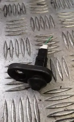 Toyota Avensis T270 Front door sensor 
